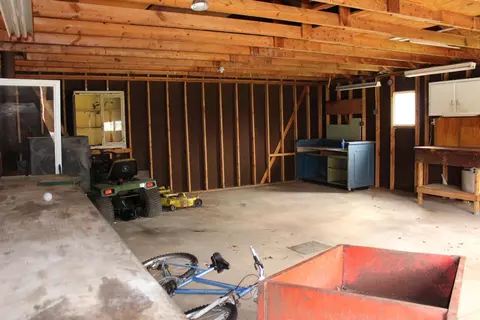 207 Robinson Rd, Jackson, MI 49203 photo 54