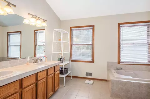 6708 Ralaric Dr, Dexter, MI 48130 photo 31
