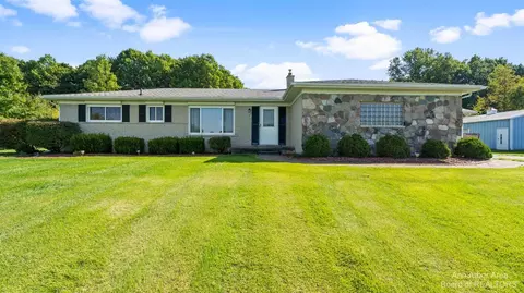 8936 Huron River Dr, Dexter, MI 48130 photo 1