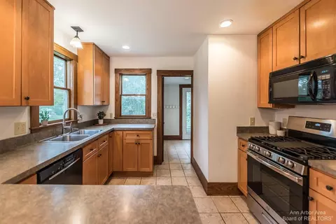 7601 Huron River Dr, Dexter, MI 48130 photo 18