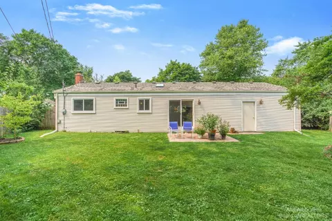 131 Wallace Dr, Saline, MI 48176 photo 25