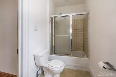 127 E Summit St, Ann Arbor, MI 48104 photo 13