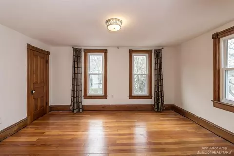 127 E Summit St, Ann Arbor, MI 48104 photo 22