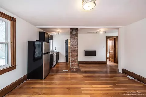 127 E Summit St, Ann Arbor, MI 48104 photo 19