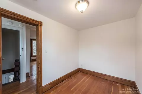 127 E Summit St, Ann Arbor, MI 48104 photo 25