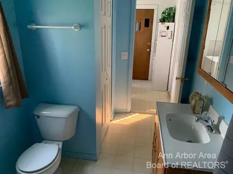 973 Mulhollen Dr, Monroe, MI 48161 photo 9