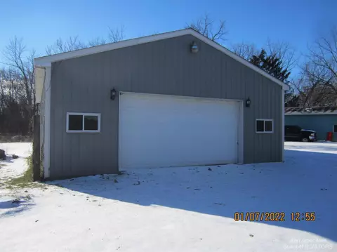 7909 N Custer, Monroe, MI 48162 photo 3