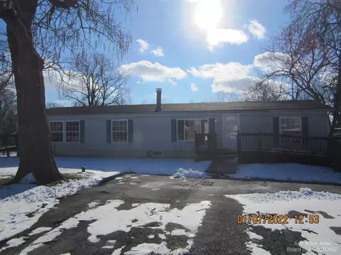 7909 N Custer, Monroe, MI 48162 photo 1