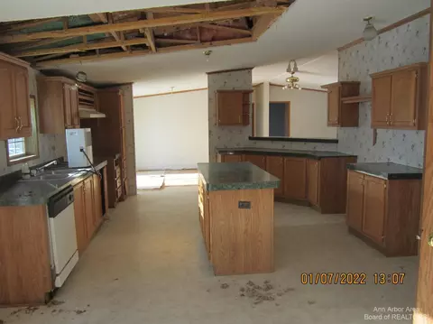 7909 N Custer, Monroe, MI 48162 photo 4