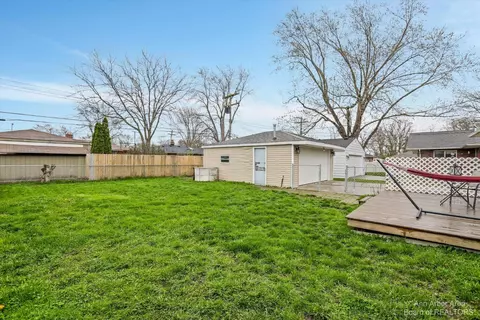 156 Ross Dr, Monroe, MI 48162 photo 24