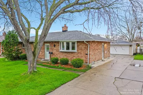 156 Ross Dr, Monroe, MI 48162 photo 33