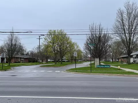 156 Ross Dr, Monroe, MI 48162 photo 37