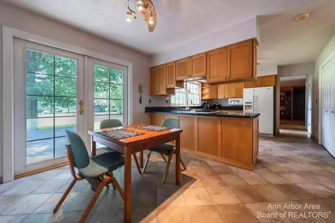 8045 Shield Rd, Dexter, MI 48130 photo 20