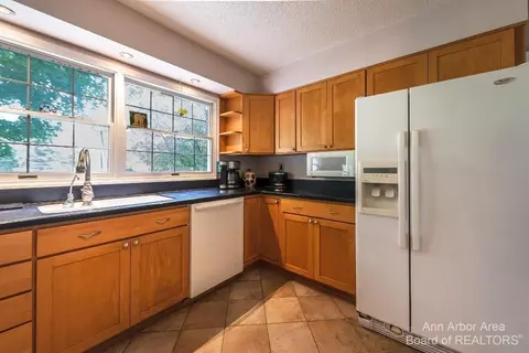 8045 Shield Rd, Dexter, MI 48130 photo 23