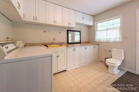 8045 Shield Rd, Dexter, MI 48130 photo 43