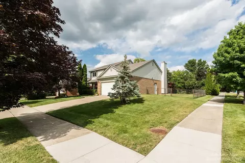 6471 Bedview Dr, Saline, MI 48176 photo 46