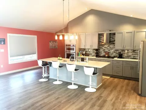 9504 Tuttlehill Rd, Maybee, MI 48159 photo 6
