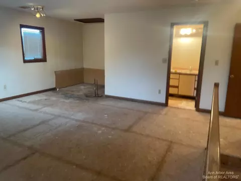 522 Echo Ct, Saline, MI 48176 photo 6