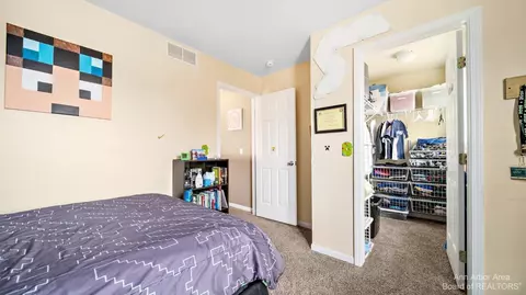 5291 Falling Leaf Dr, Ann Arbor, MI 48108 photo 26