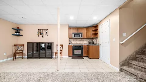 5291 Falling Leaf Dr, Ann Arbor, MI 48108 photo 35