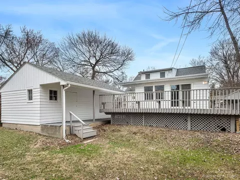 2010 Devolson Ave, Ann Arbor, MI 48104 photo 26