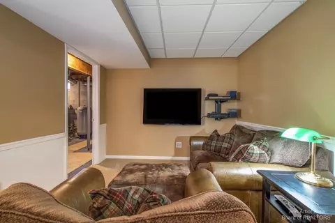 6860 W Huron River Dr, Dexter, MI 48130 photo 27