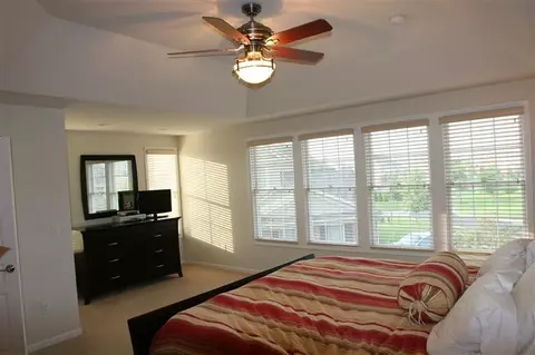50412 Lansdowne, Canton, MI 48188 photo 4