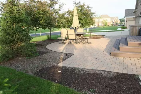 50412 Lansdowne, Canton, MI 48188 photo 3