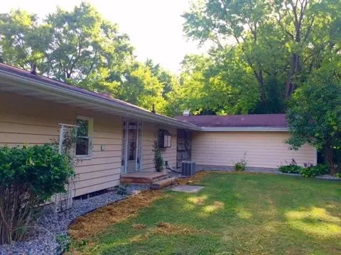 225 First St, Munith, MI 49259 photo 8