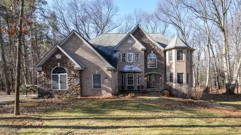7191 Sanctuary Dr, Jackson, MI 49201 photo 1