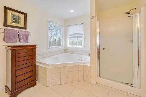 332 Pembroke Dr, Saline, MI 48176 photo 30