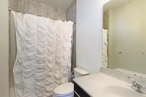 2040 Hackamore Dr, Ann Arbor, MI 48103 photo 28