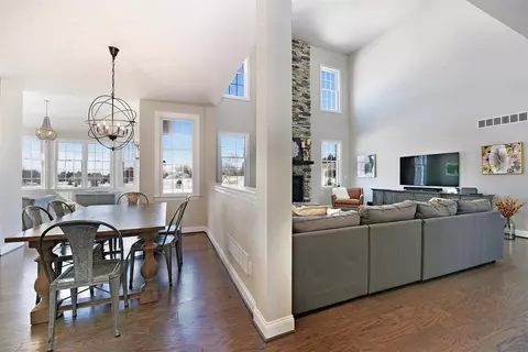 2040 Hackamore Dr, Ann Arbor, MI 48103 photo 9