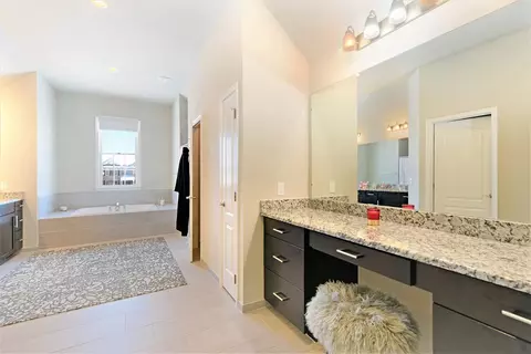 2040 Hackamore Dr, Ann Arbor, MI 48103 photo 24