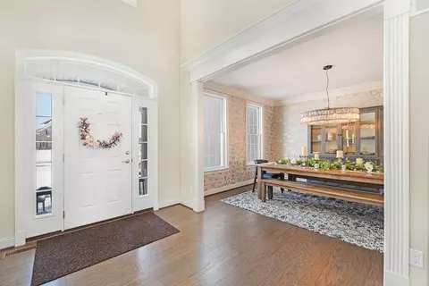 2040 Hackamore Dr, Ann Arbor, MI 48103 photo 2