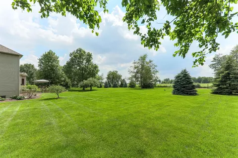 9350 Apple Crest Dr, Saline, MI 48176 photo 56
