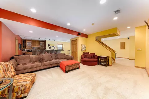 9350 Apple Crest Dr, Saline, MI 48176 photo 34