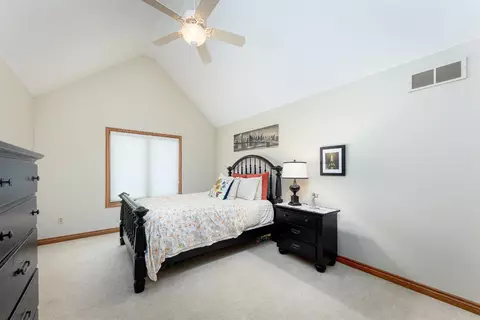 9350 Apple Crest Dr, Saline, MI 48176 photo 32