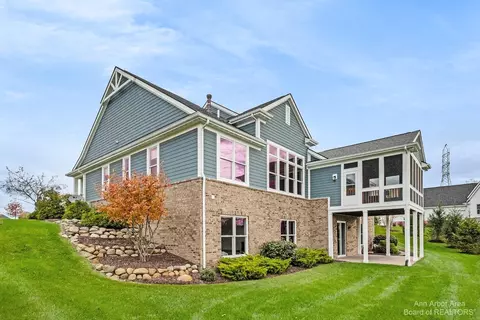 4369 Red Mesa Ct, Dexter, MI 48130 photo 6