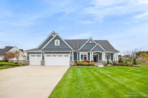 4369 Red Mesa Ct, Dexter, MI 48130 photo 3