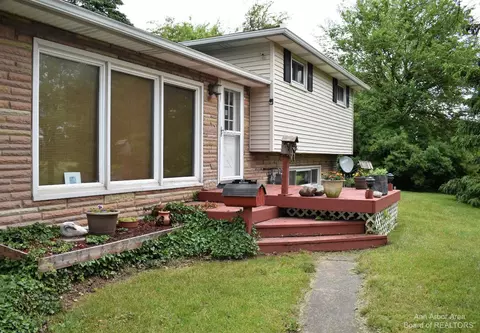 9970 Allison Rd, Maybee, MI 48159 photo 2