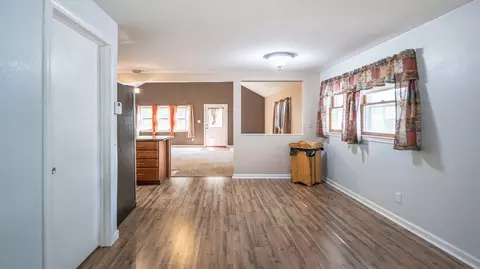 108 Burt St, Tecumseh, MI 49286 photo 9