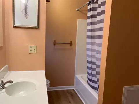 212 Ormsby, Adrian, MI 49221 photo 14