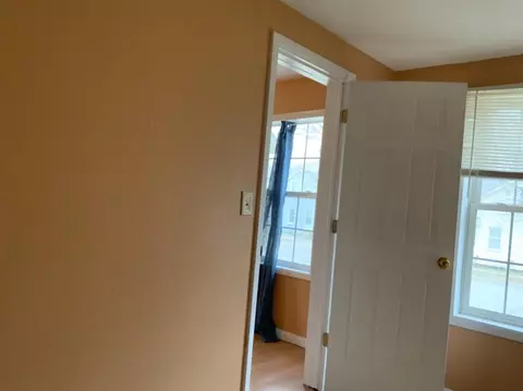 212 Ormsby, Adrian, MI 49221 photo 6