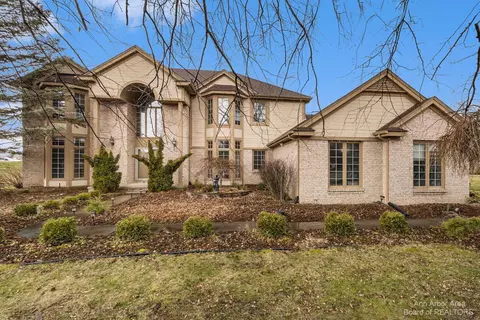 47330 Ashley Ct, Canton, MI 48187