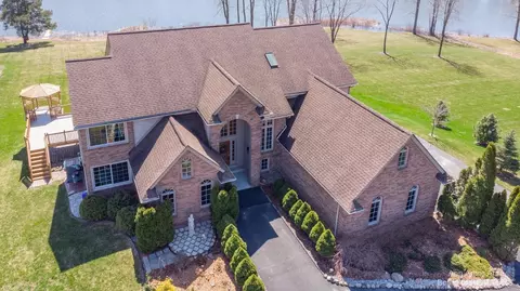 6859 Daly Rd, Dexter, MI 48130 photo 3