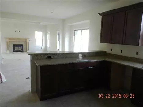 23746 Scott, Flat Rock, MI 48134 photo 4