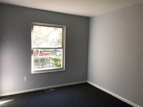 15875 Elm Ct, Romulus, MI 48174 photo 8