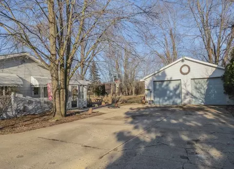 9825 Bunton Rd, Willis, MI 48191 photo 44