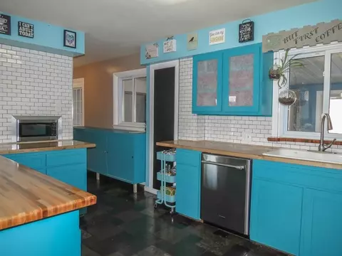 9825 Bunton Rd, Willis, MI 48191 photo 10